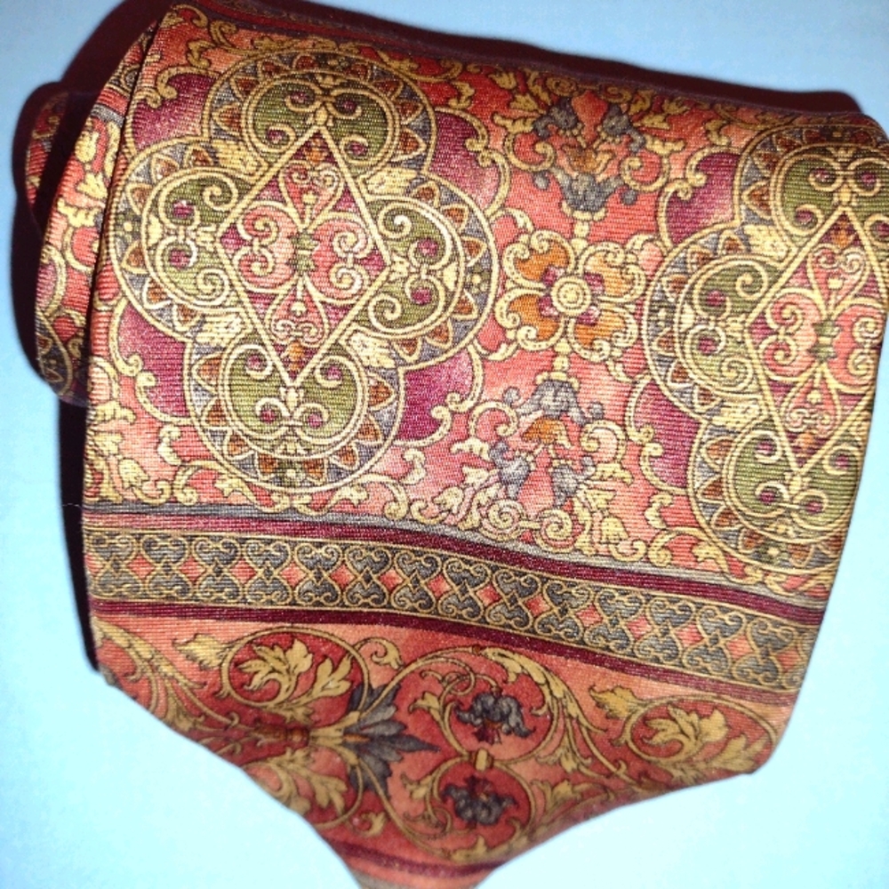 Cambridge classic men's necktie